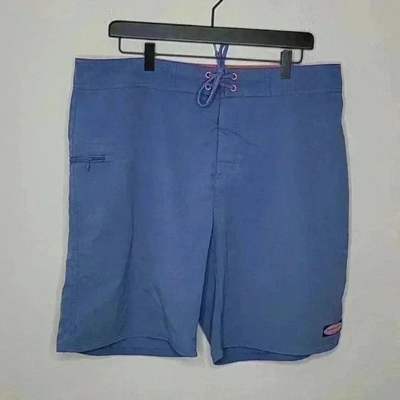 Vineyard Vines Men's Blue Board Shorts Size‎ Medium - Picture 1 of 7